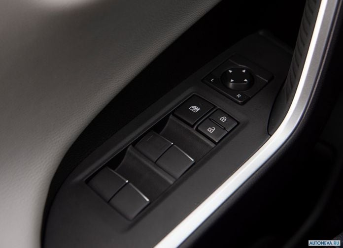 2019 Toyota RAV4 - фотография 74 из 108