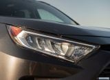 toyota_2019_rav4_086.jpg