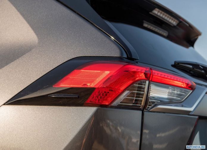 2019 Toyota RAV4 - фотография 88 из 108