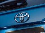 toyota_2019_rav4_100.jpg