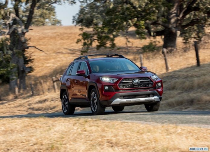 2019 Toyota RAV4 Adventure - фотография 18 из 173