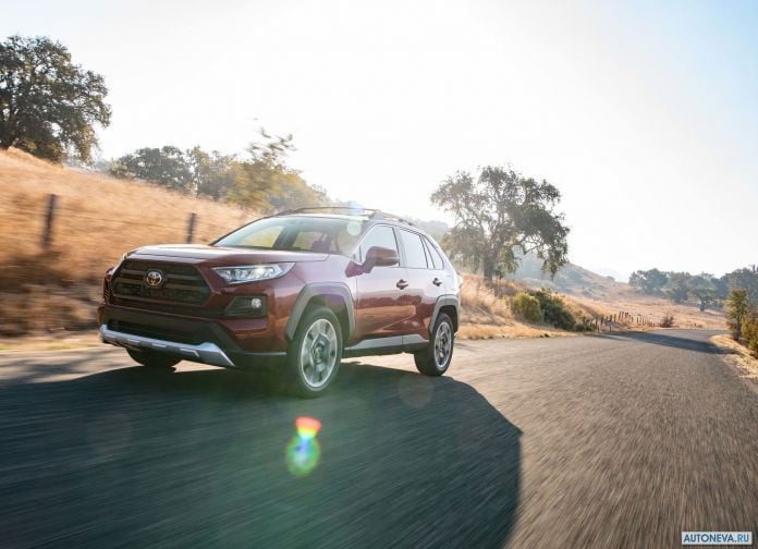 2019 Toyota RAV4 Adventure - фотография 23 из 173