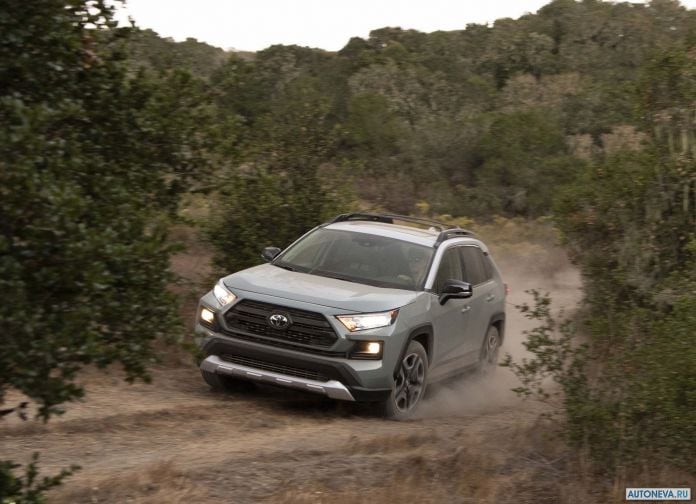 2019 Toyota RAV4 Adventure - фотография 29 из 173