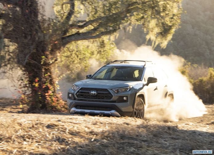 2019 Toyota RAV4 Adventure - фотография 30 из 173
