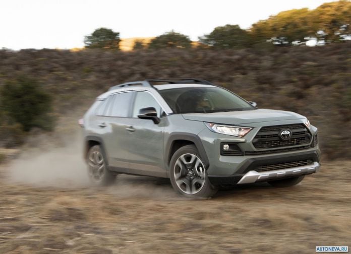 2019 Toyota RAV4 Adventure - фотография 32 из 173