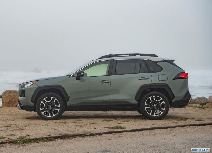 2019 Toyota RAV4 Adventure - фотография 40 из 173
