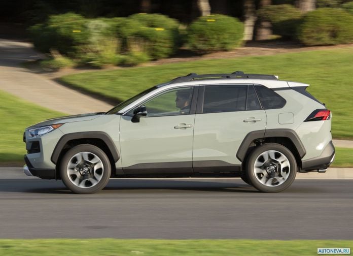 2019 Toyota RAV4 Adventure - фотография 41 из 173