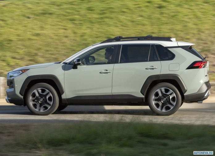 2019 Toyota RAV4 Adventure - фотография 42 из 173