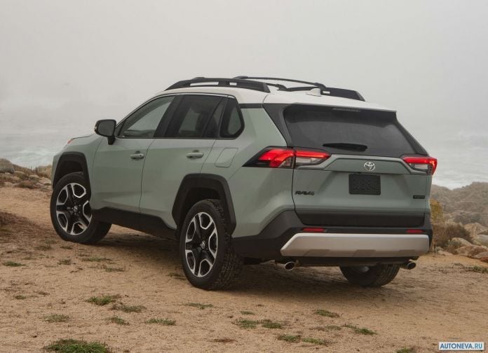 2019 Toyota RAV4 Adventure - фотография 45 из 173