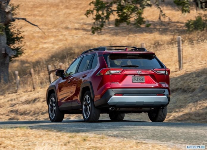 2019 Toyota RAV4 Adventure - фотография 55 из 173