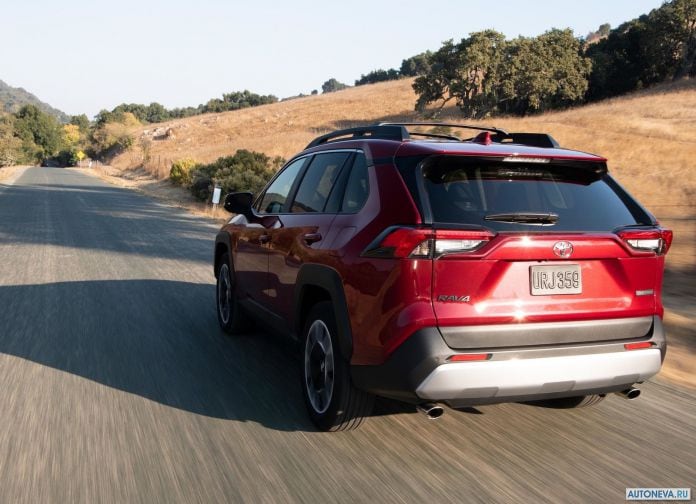 2019 Toyota RAV4 Adventure - фотография 56 из 173