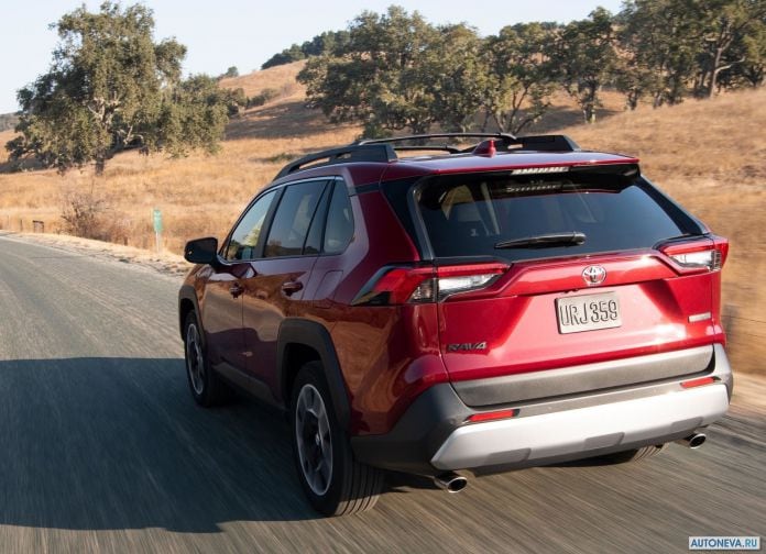 2019 Toyota RAV4 Adventure - фотография 57 из 173