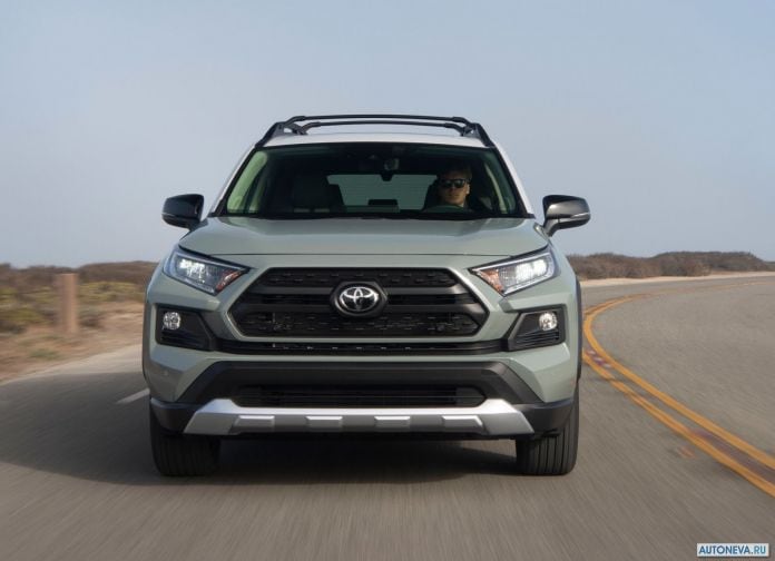 2019 Toyota RAV4 Adventure - фотография 65 из 173