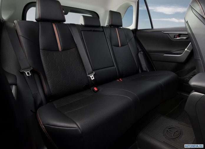 2019 Toyota RAV4 Adventure - фотография 82 из 173