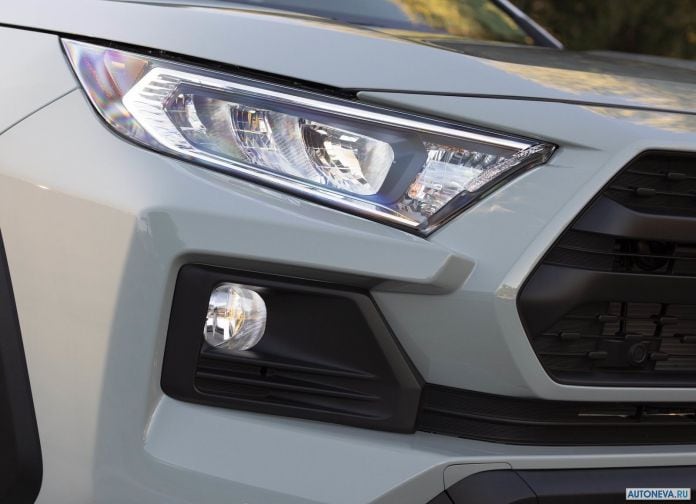2019 Toyota RAV4 Adventure - фотография 131 из 173