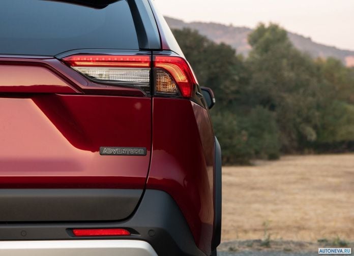 2019 Toyota RAV4 Adventure - фотография 135 из 173