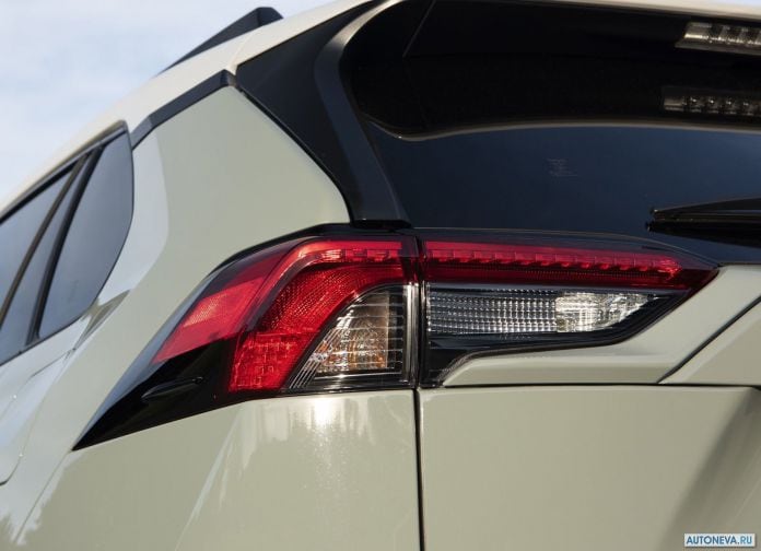 2019 Toyota RAV4 Adventure - фотография 137 из 173
