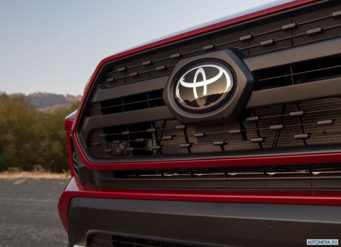 2019 Toyota RAV4 Adventure - фотография 142 из 173