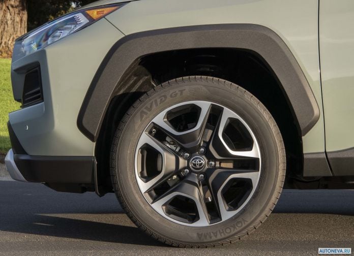 2019 Toyota RAV4 Adventure - фотография 144 из 173