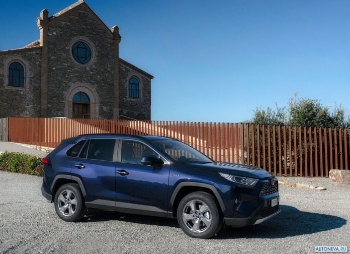 2019 Toyota RAV4 Hybrid EU-version - фотография 12 из 153