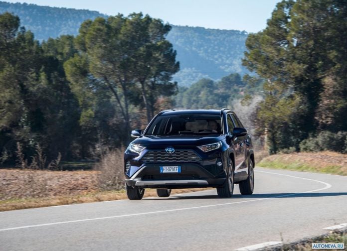 2019 Toyota RAV4 Hybrid EU-version - фотография 20 из 153