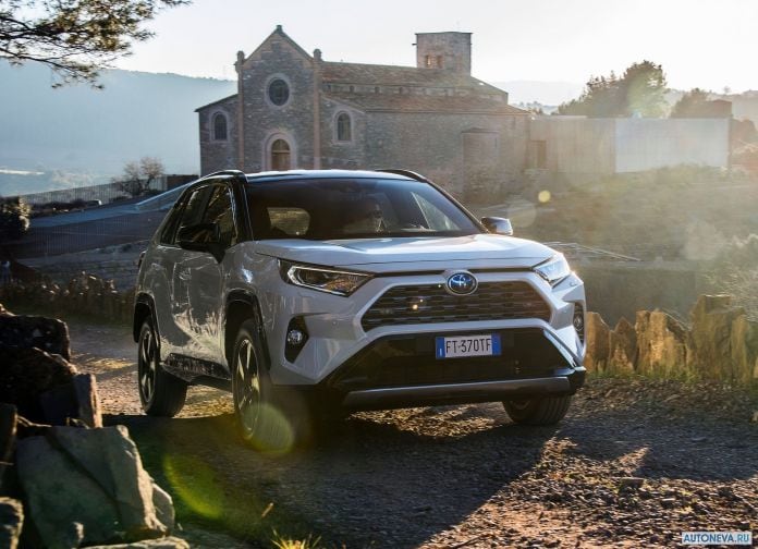 2019 Toyota RAV4 Hybrid EU-version - фотография 21 из 153