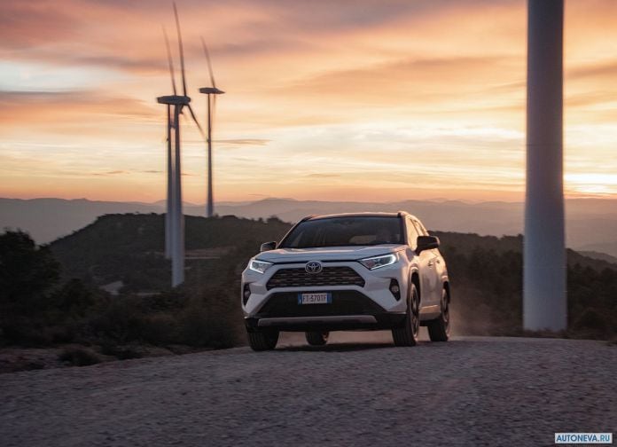 2019 Toyota RAV4 Hybrid EU-version - фотография 42 из 153