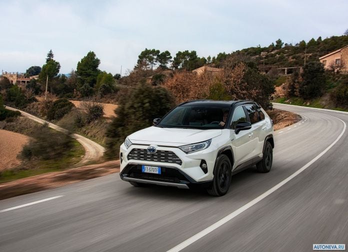 2019 Toyota RAV4 Hybrid EU-version - фотография 45 из 153