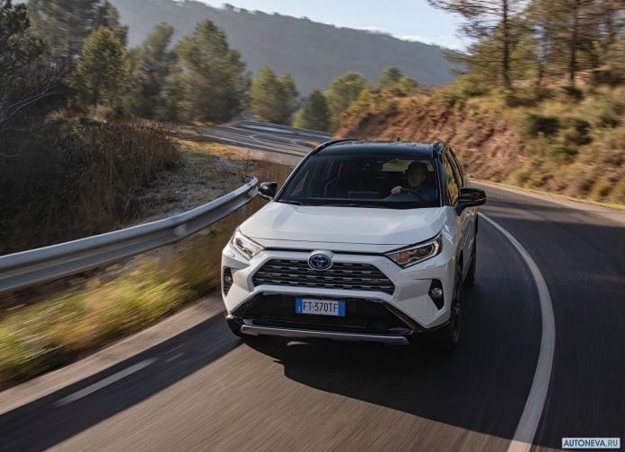 2019 Toyota RAV4 Hybrid EU-version - фотография 46 из 153