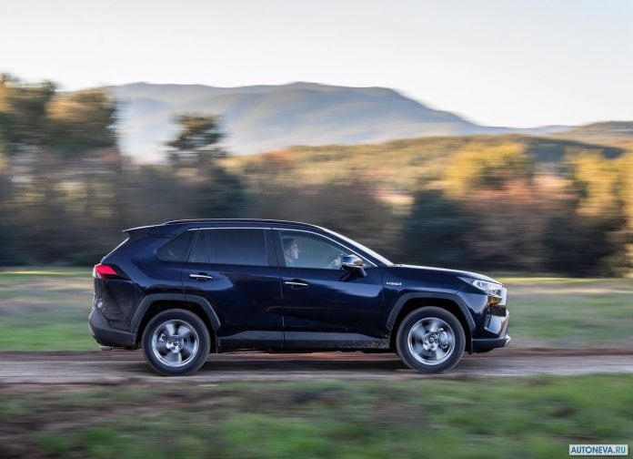 2019 Toyota RAV4 Hybrid EU-version - фотография 64 из 153