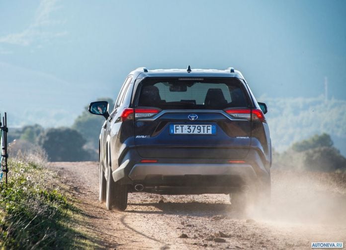 2019 Toyota RAV4 Hybrid EU-version - фотография 76 из 153