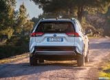 toyota_2019_rav4_hybrid_eu_version_086.jpg