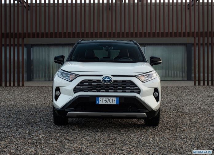 2019 Toyota RAV4 Hybrid EU-version - фотография 90 из 153