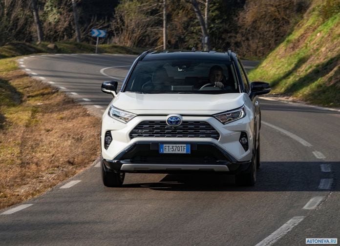 2019 Toyota RAV4 Hybrid EU-version - фотография 97 из 153