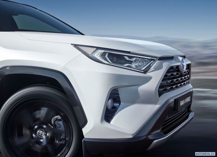 2019 Toyota RAV4 Hybrid EU-version - фотография 130 из 153