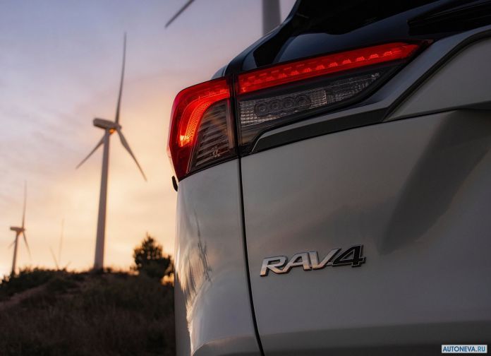2019 Toyota RAV4 Hybrid EU-version - фотография 133 из 153