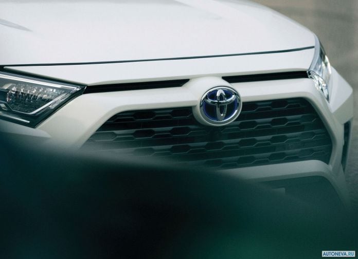 2019 Toyota RAV4 Hybrid EU-version - фотография 137 из 153