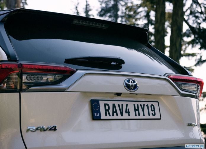 2019 Toyota RAV4 Hybrid EU-version - фотография 141 из 153