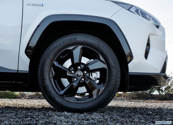 2019 Toyota RAV4 Hybrid EU-version - фотография 142 из 153