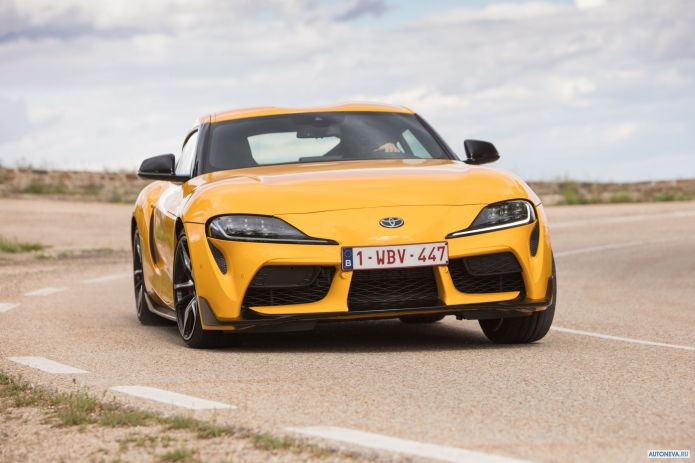 2020 Toyota Supra GR - фотография 3 из 40