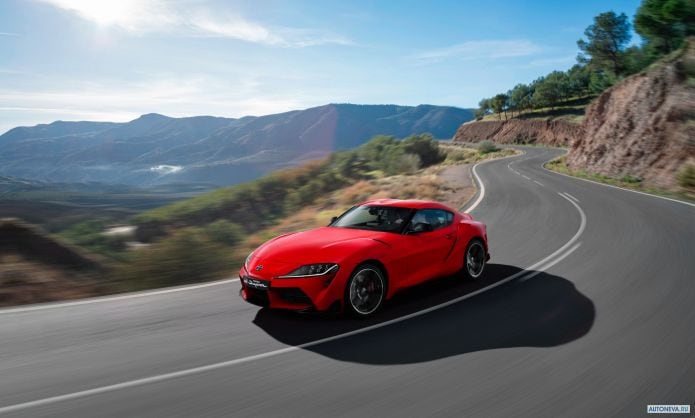 2020 Toyota Supra GR - фотография 13 из 40