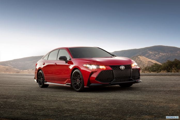 2020 Toyota Avalon TRD - фотография 2 из 10