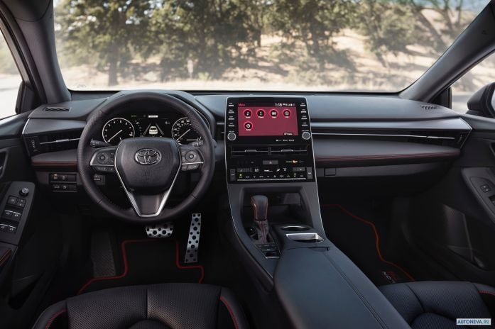 2020 Toyota Avalon TRD - фотография 6 из 10