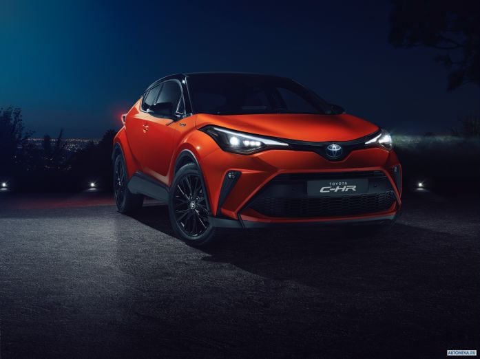 2020 Toyota C-HR Hybrid - фотография 1 из 40