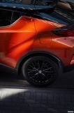 toyota_2020_c_hr_hybrid_040.jpg
