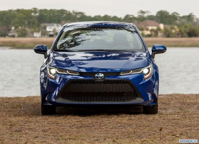 2020 Toyota Corolla Hybrid US-version - фотография 20 из 34