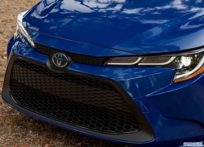 2020 Toyota Corolla Hybrid US-version - фотография 27 из 34