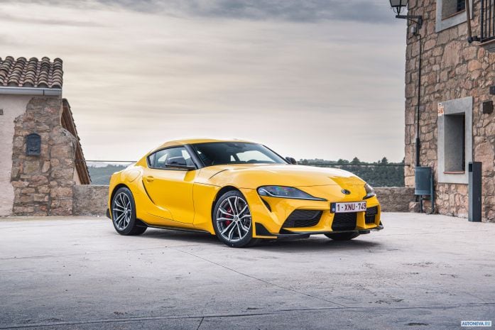 2020 Toyota Supra GR 2L - фотография 1 из 40