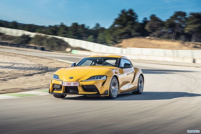 2020 Toyota Supra GR 2L - фотография 11 из 40