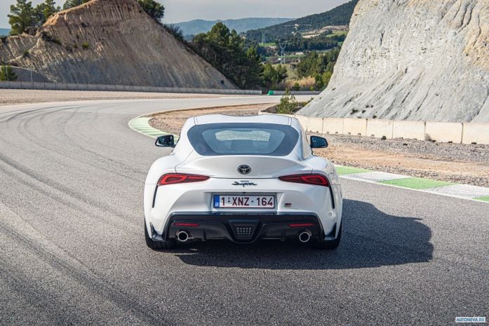 2020 Toyota Supra GR 2L Fuji Speedway Edition - фотография 7 из 41